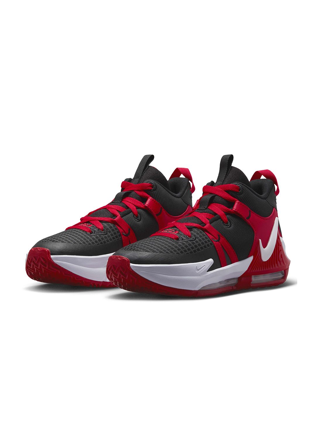 youth lebron basketball shoes