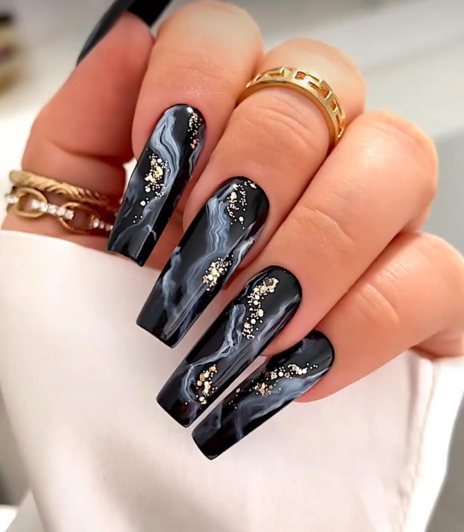 acrylic nails designs black