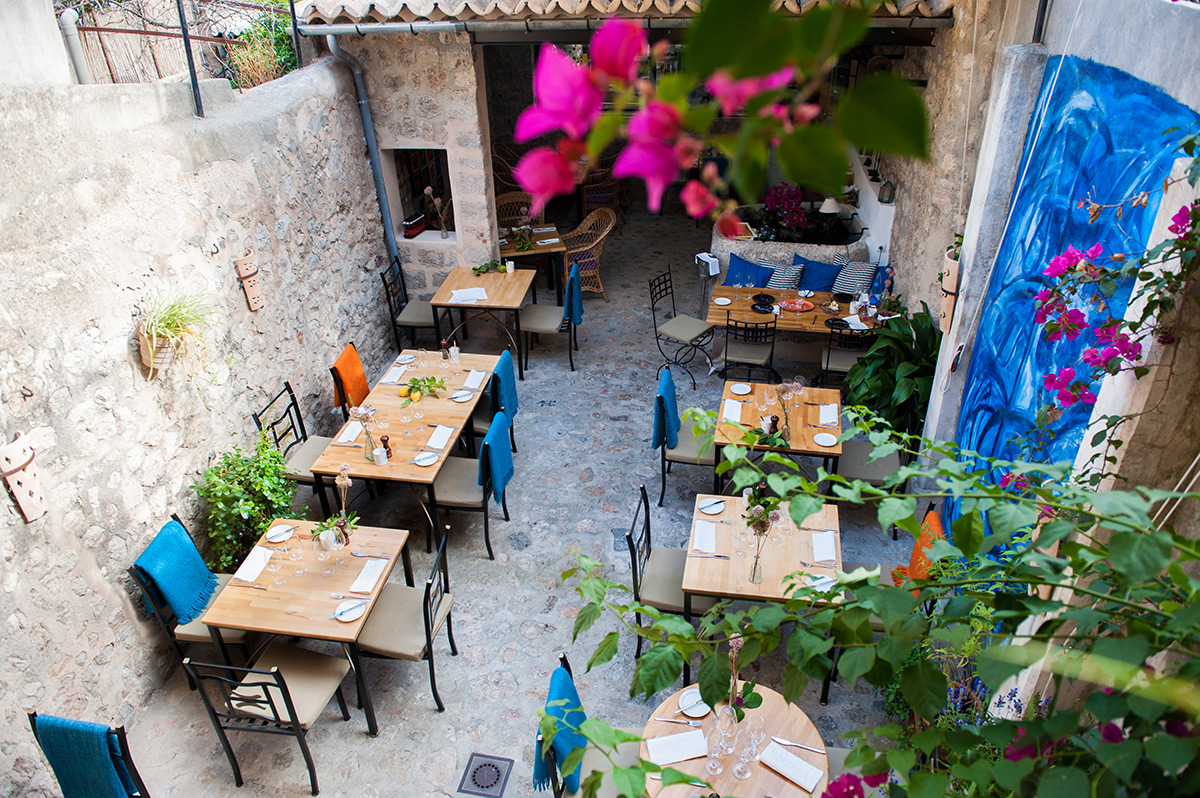 best restaurants in soller old town