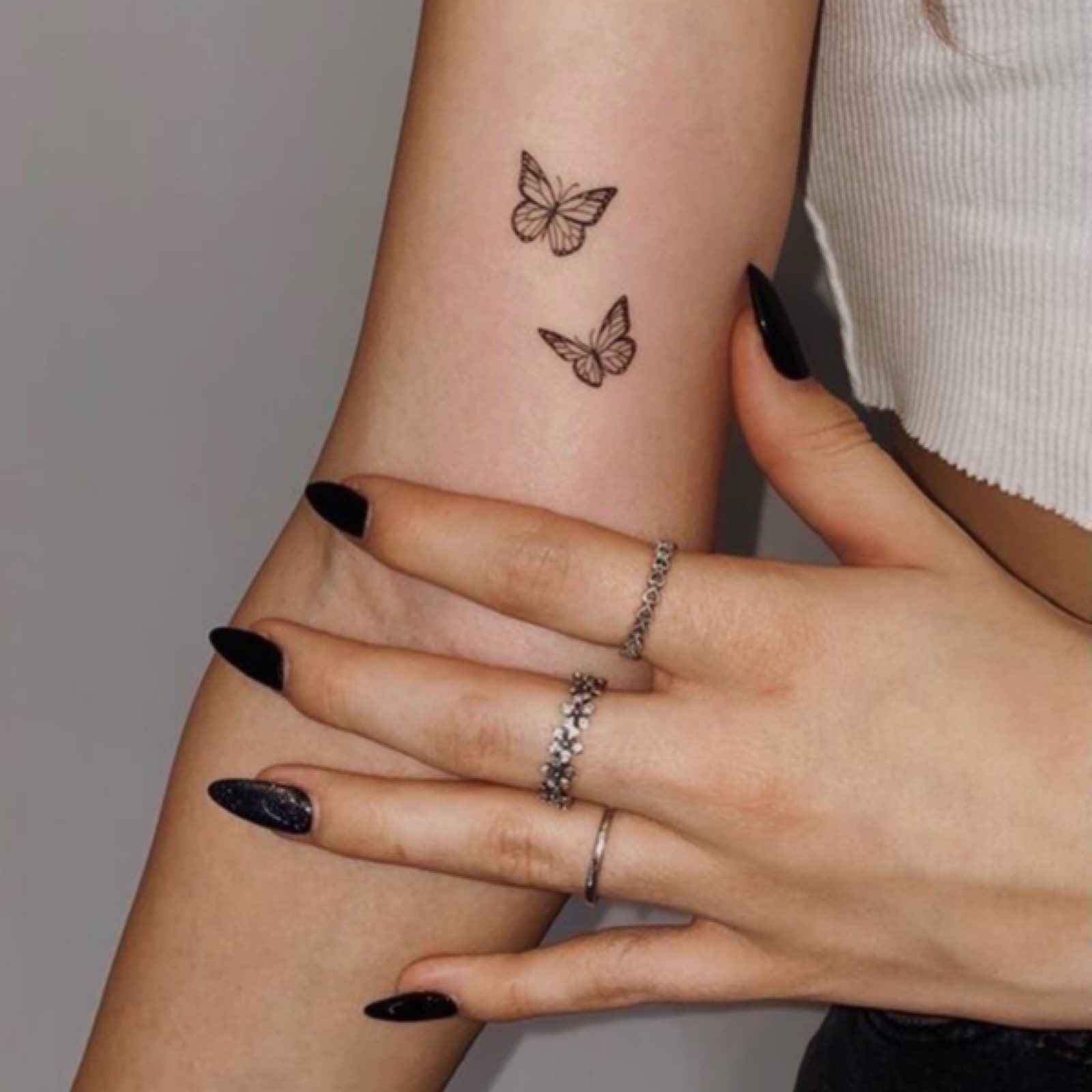 tatuajes de mujer en el brazo