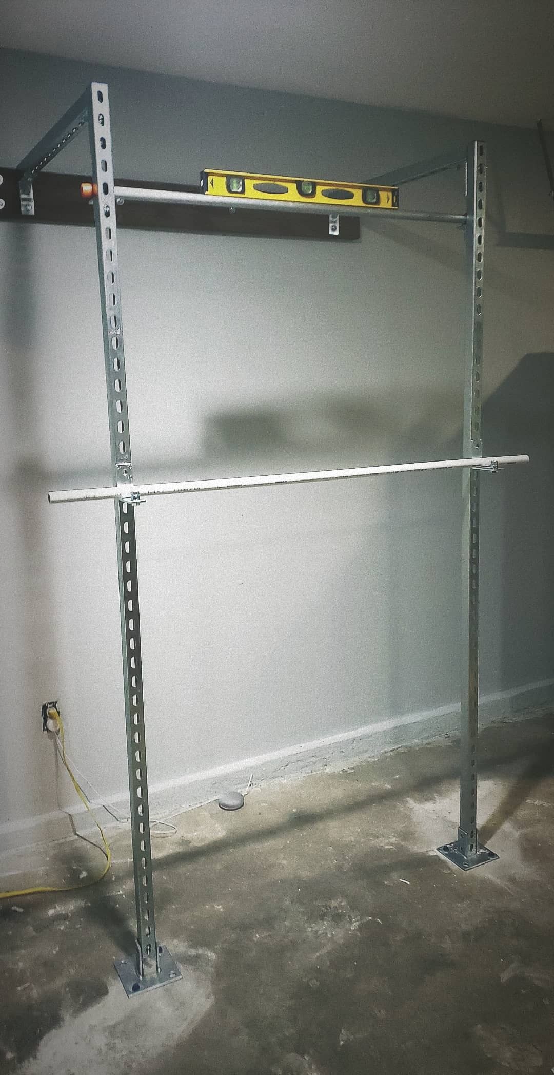 unistrut pull up bar