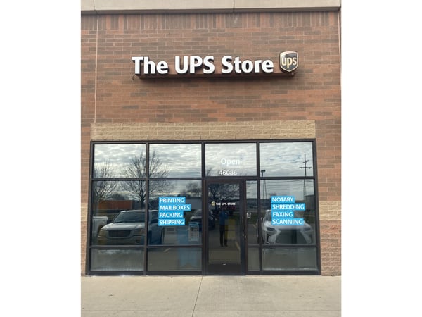 ups store westland michigan