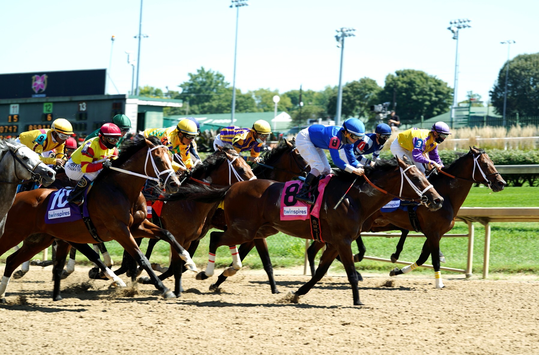 oaks day race schedule