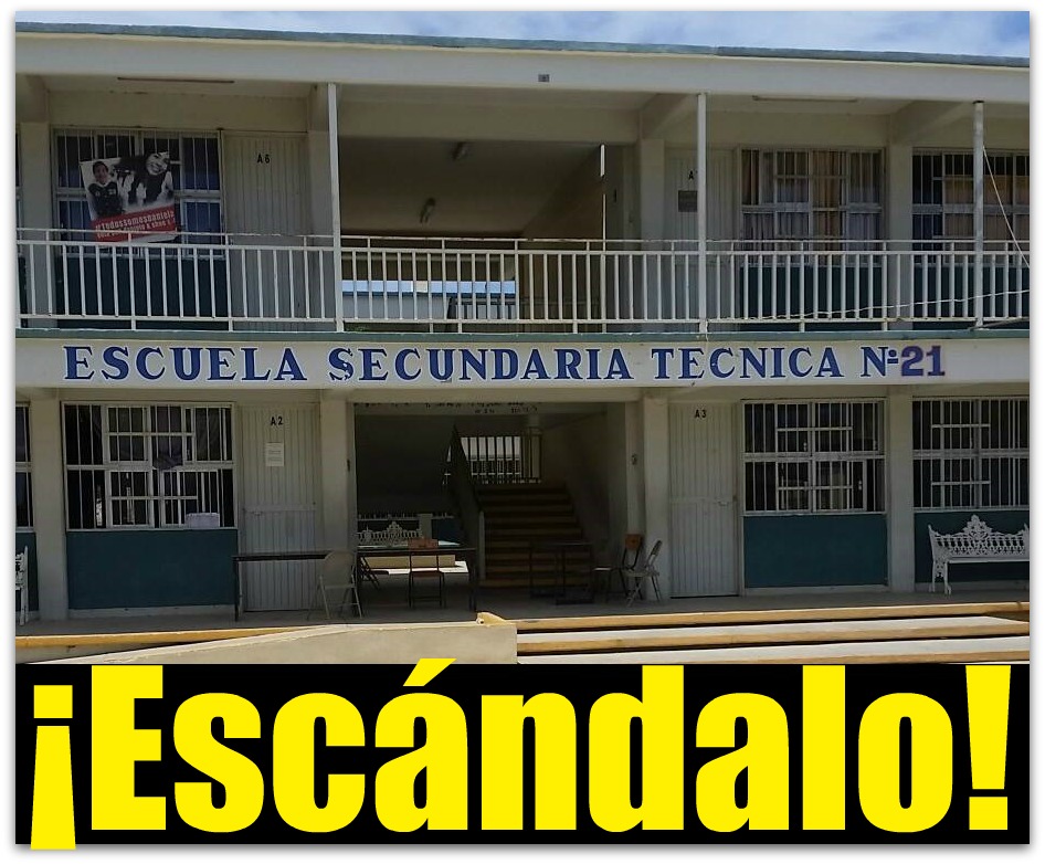 morrita de secundaria mamando