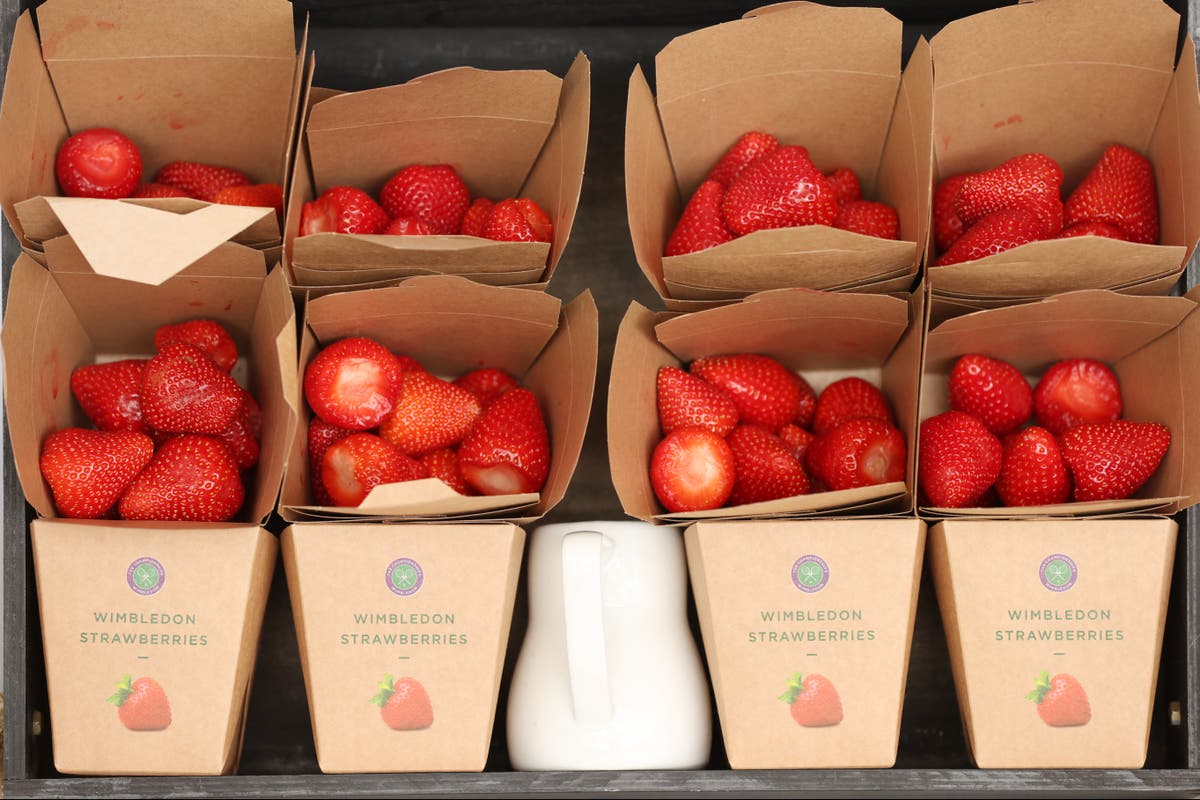 price of strawberries at wimbledon