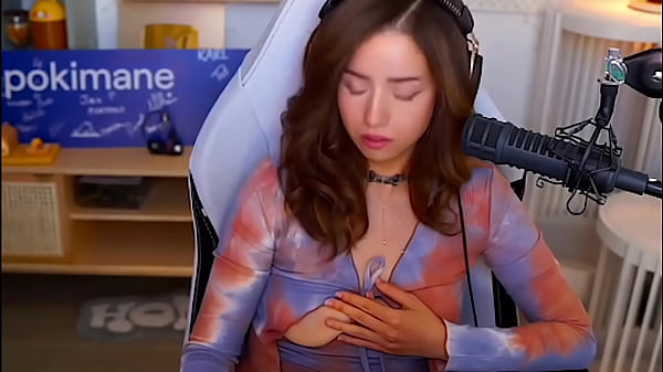 twitch streamers nip slip