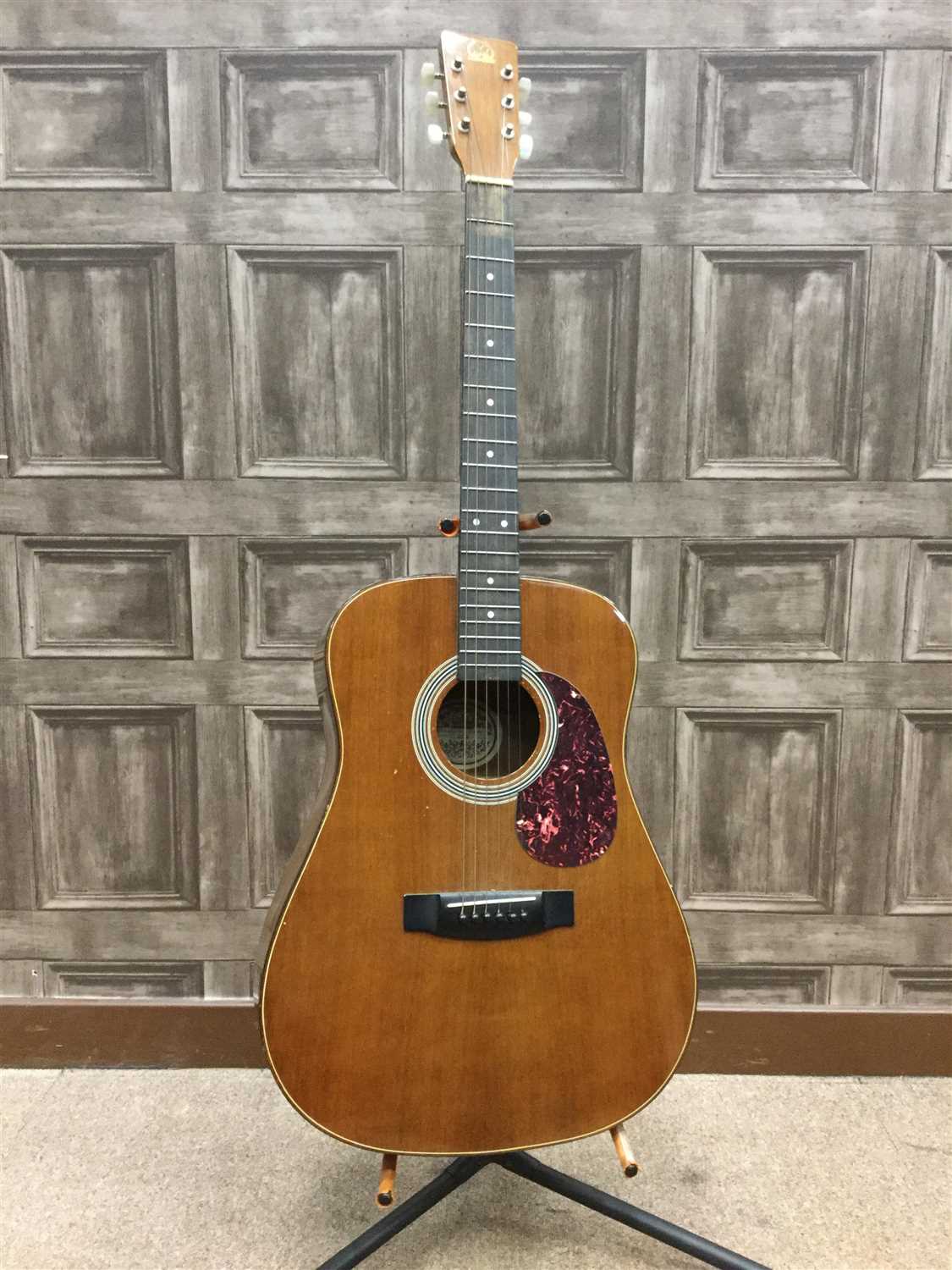 hondo acoustic guitar