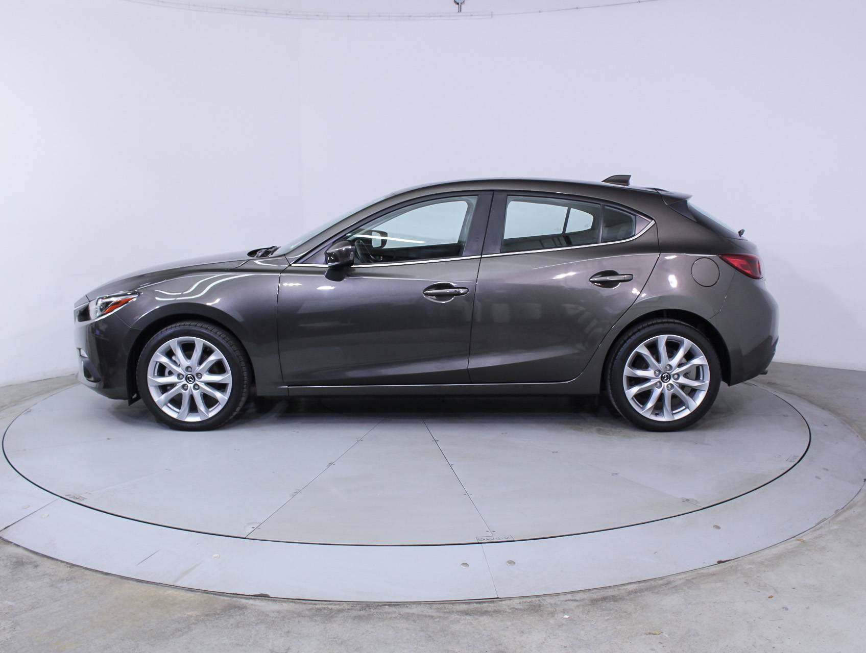 2014 mazda 3 hatchback for sale