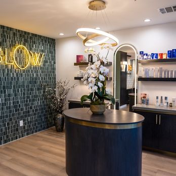 glow aesthetic center reviews