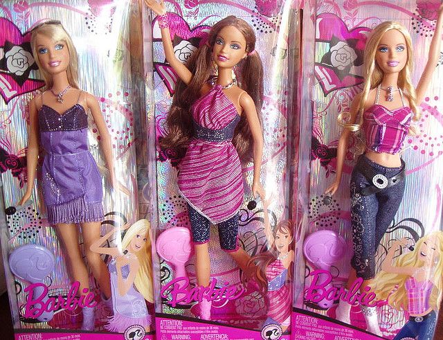 barbie dolls 2009