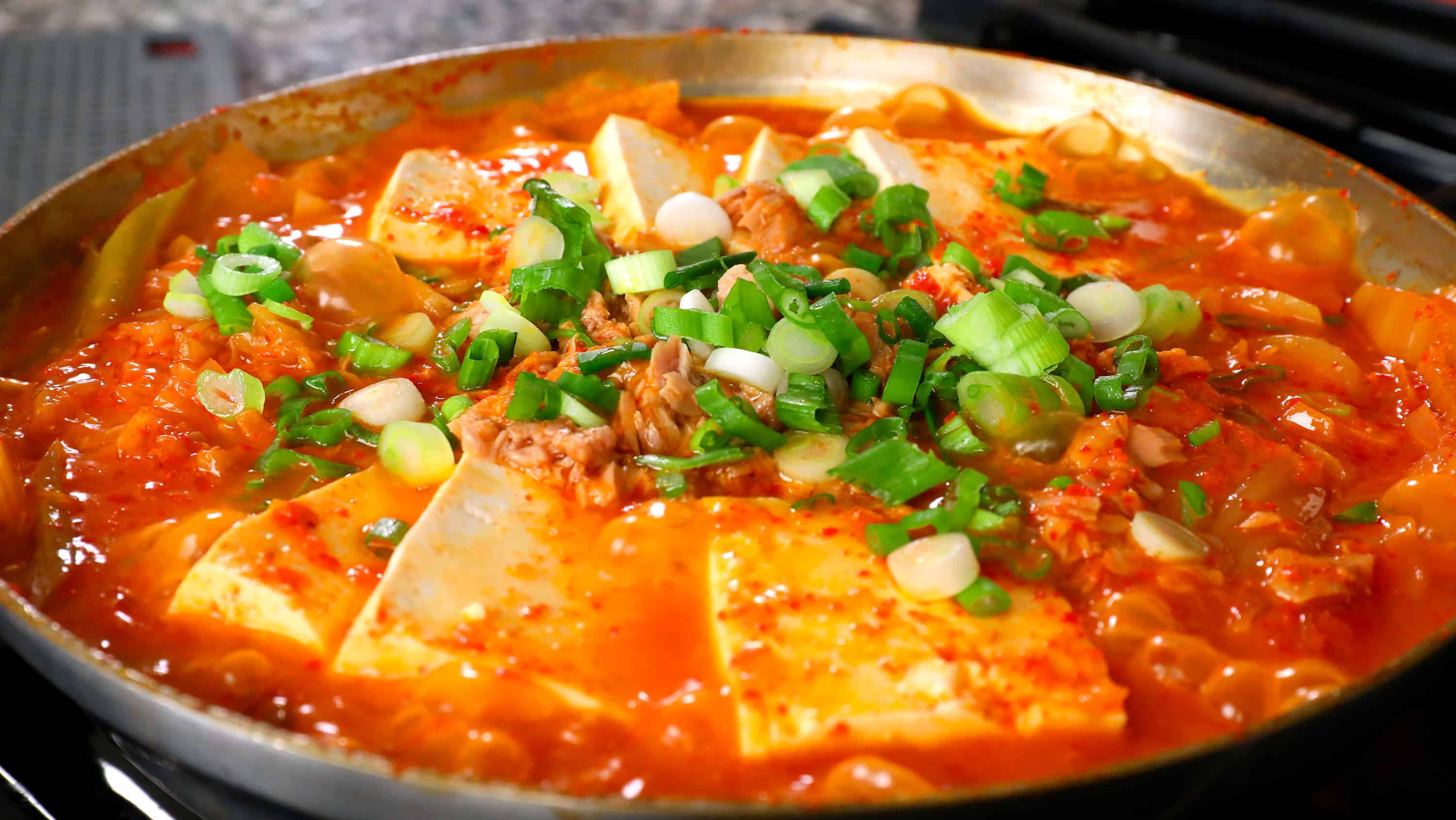 maangchi kimchi chigae