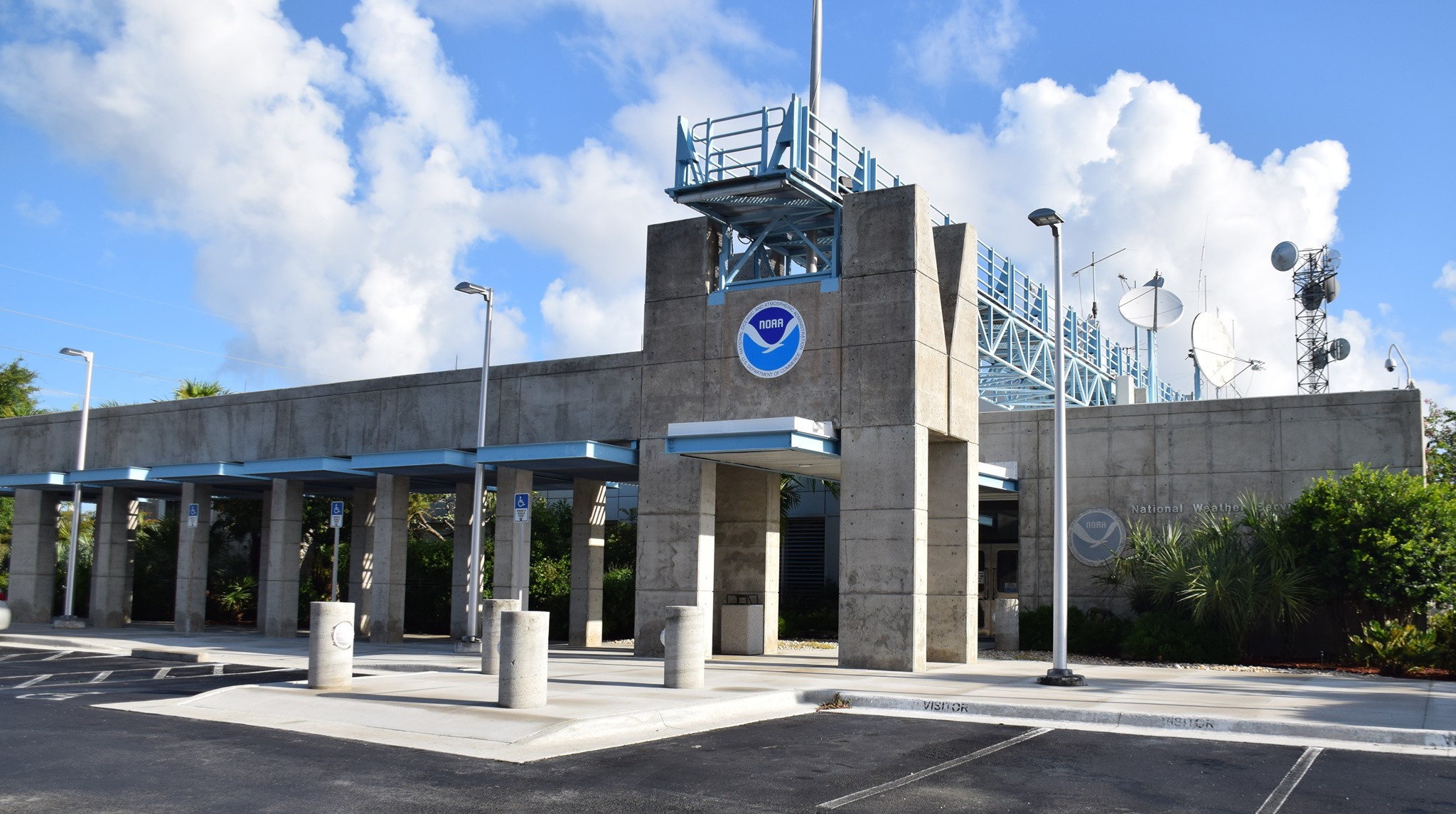 miami national hurricane center