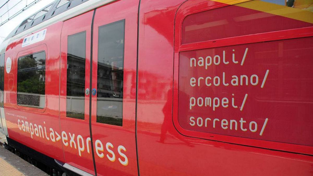 campania express schedule