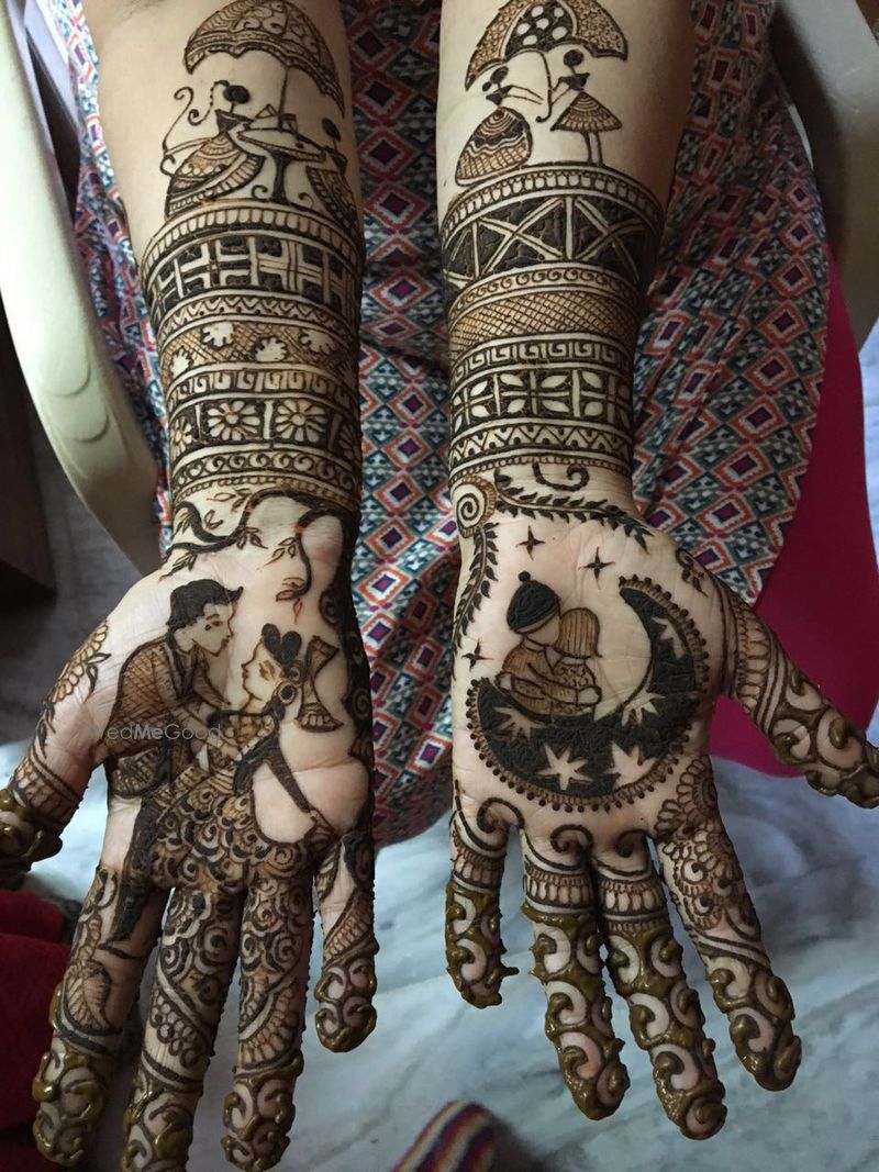 modern couple mehndi design