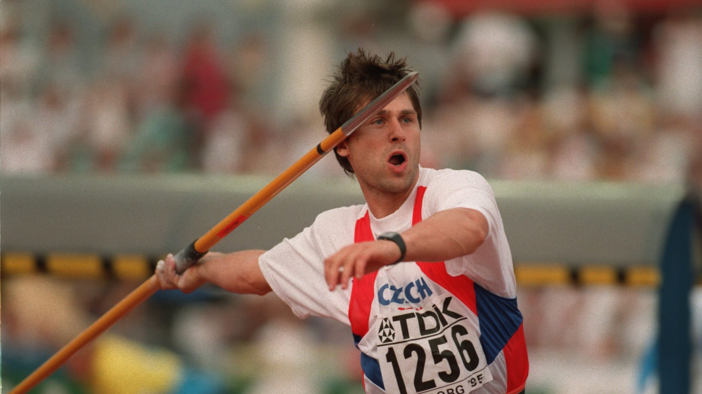 javelin throw world record list