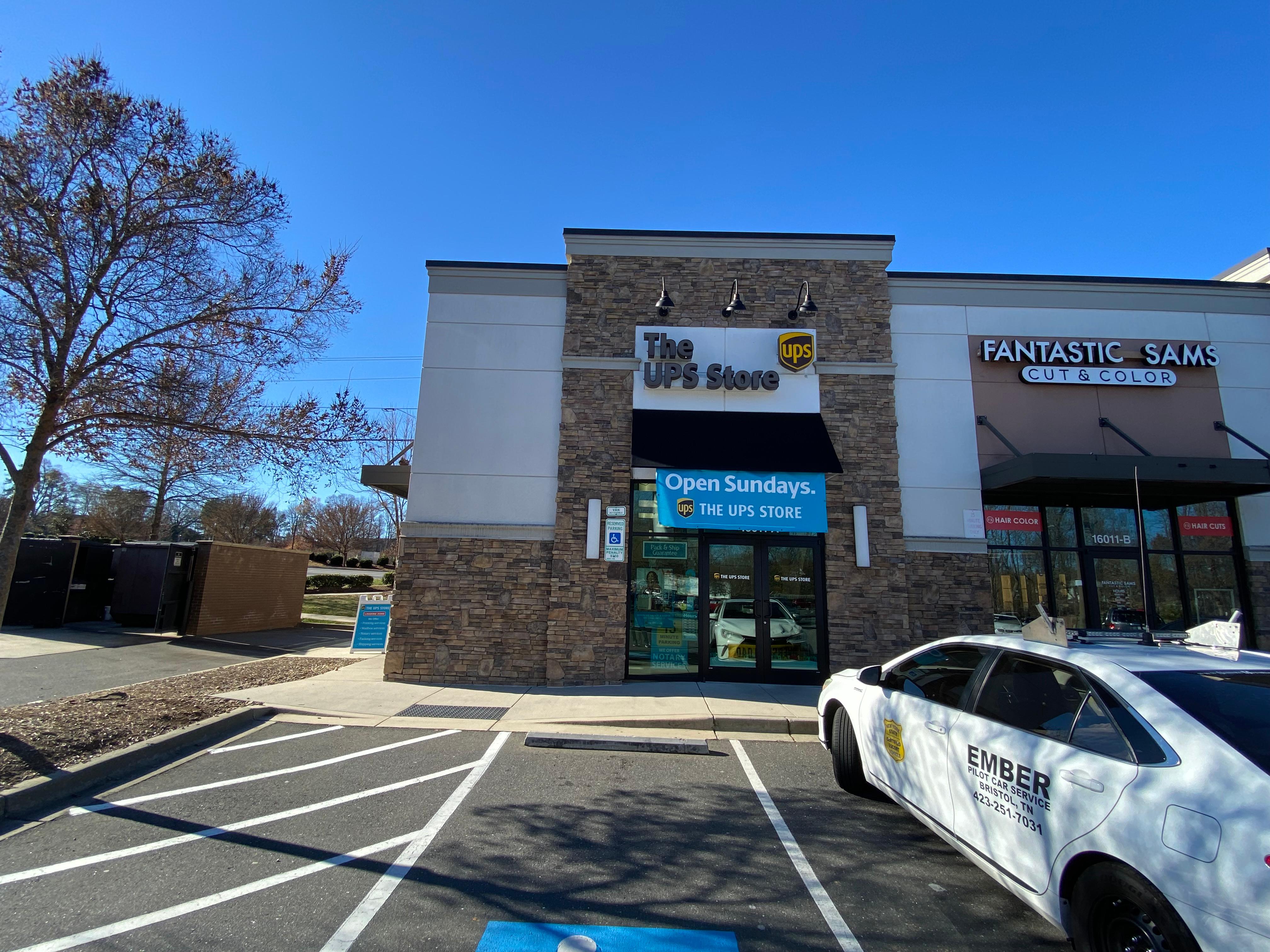 ups store rea road charlotte nc