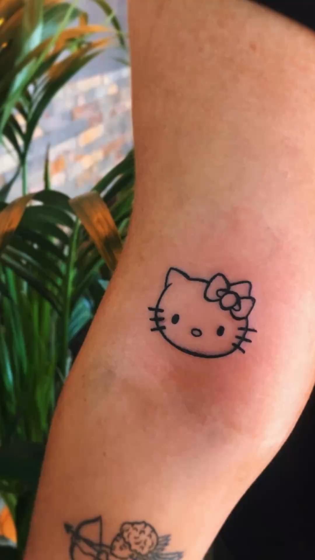 hello kitty tattoo