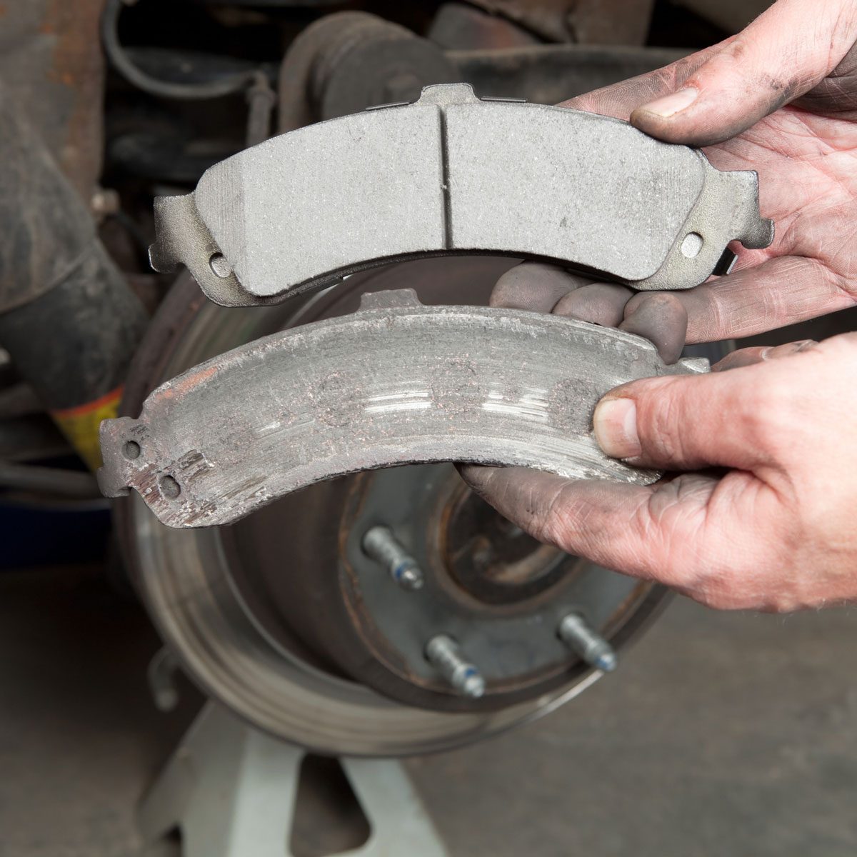 how to change rear brake pads