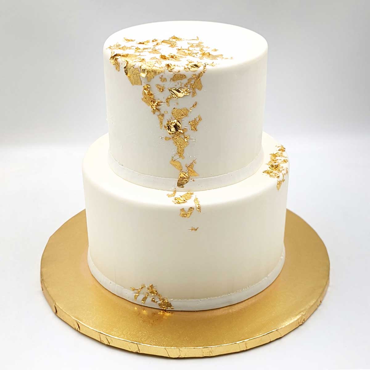 gold flakes for cakes