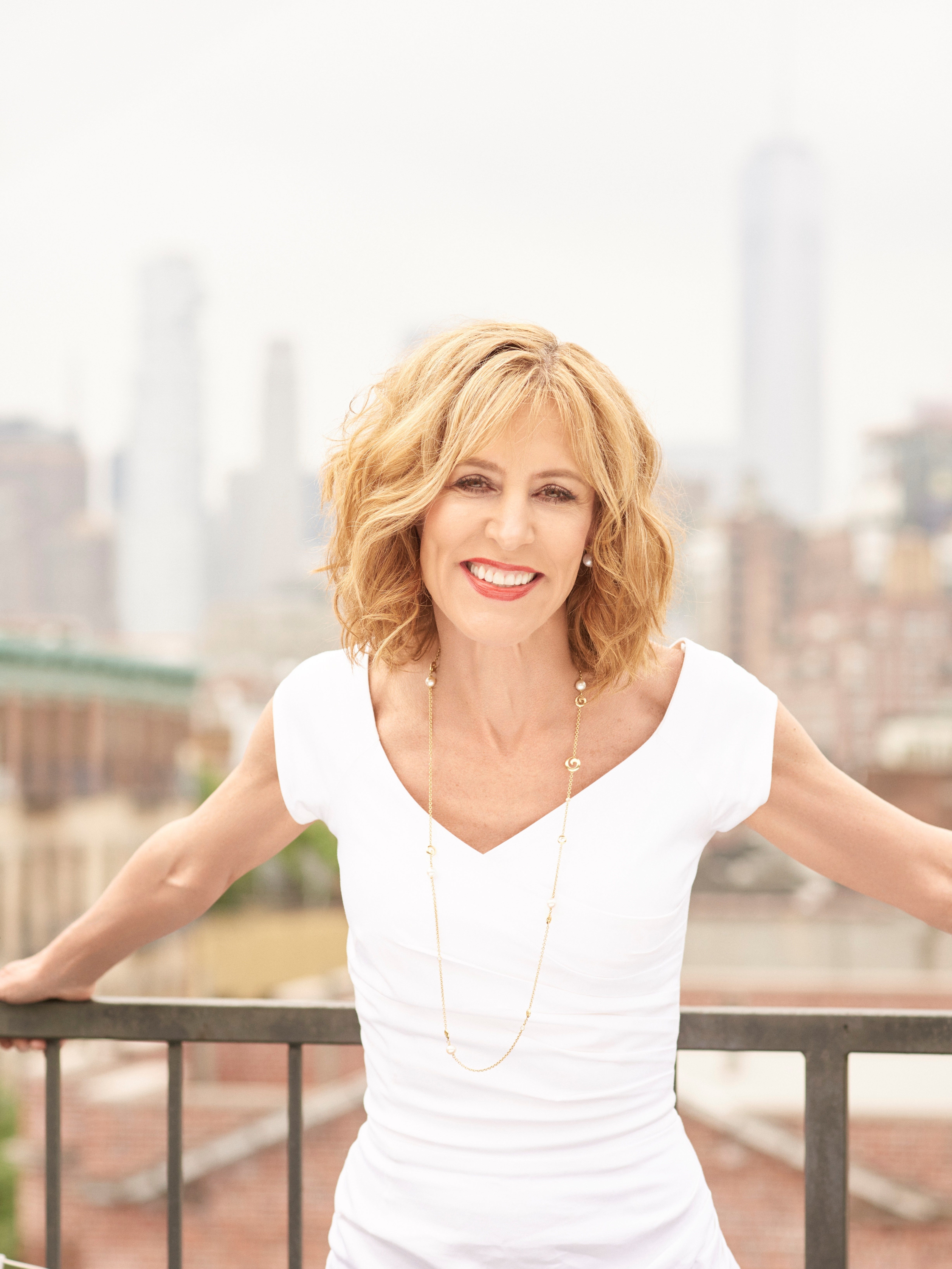 christine lahti