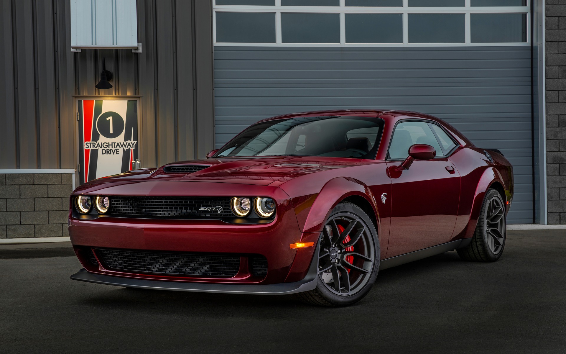 dodge challenger hellcat cost