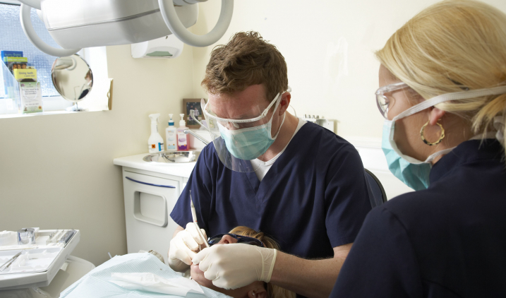 dental therapist vacancies