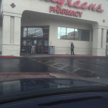 walgreens on flamingo and boulder highway