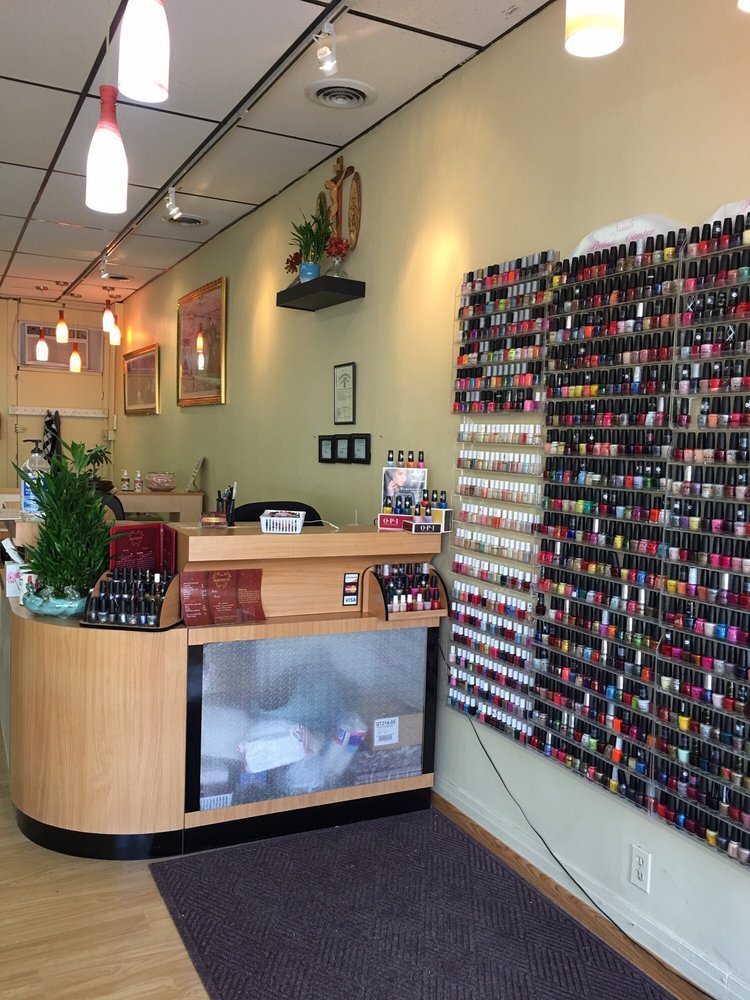 nail salon evanston