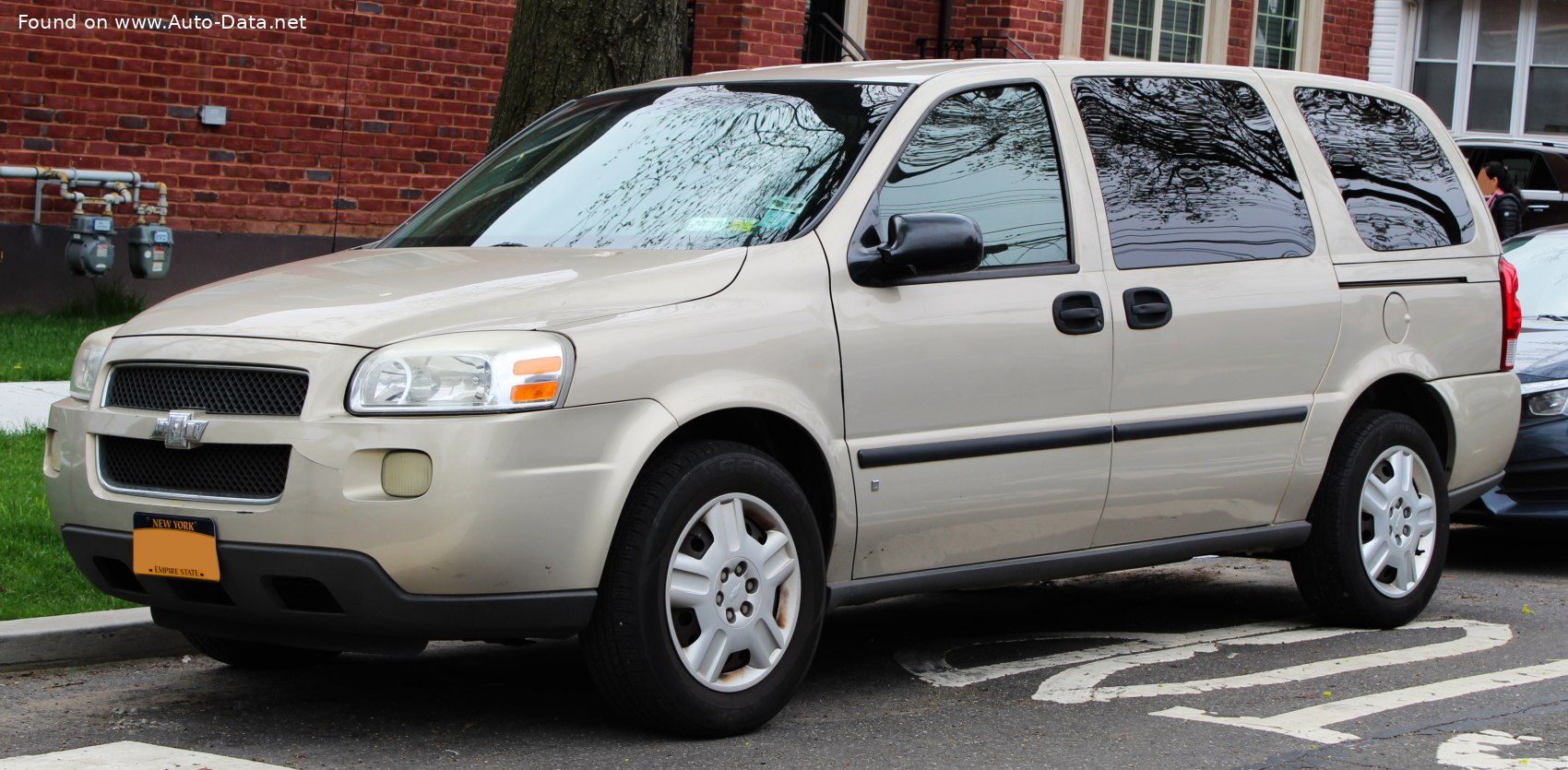 chevrolet uplander 2006 precio