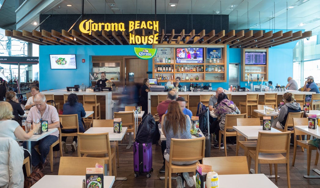 miami airport food court