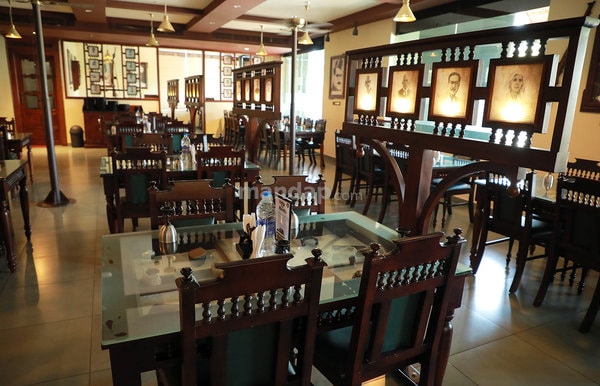 1947 restaurant kochi