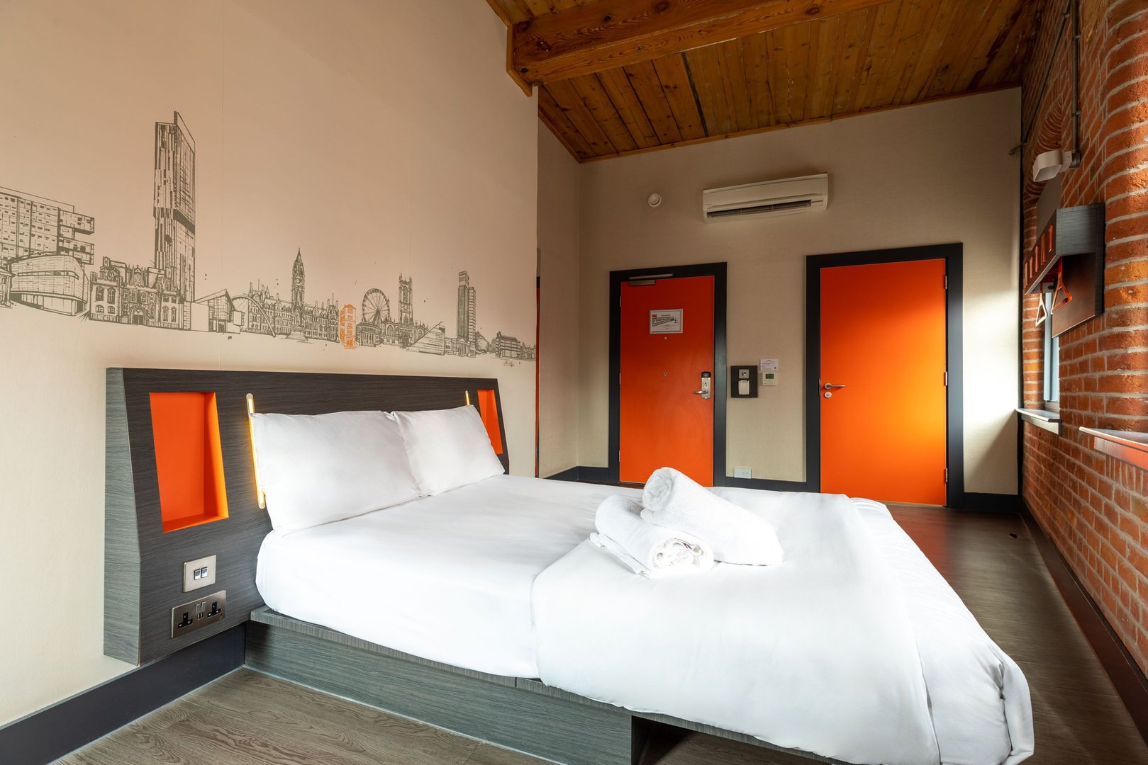 easyhotel manchester city centre