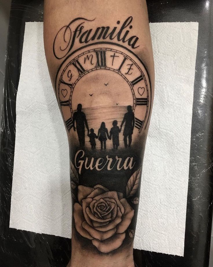 tatuajes en el brazo familia