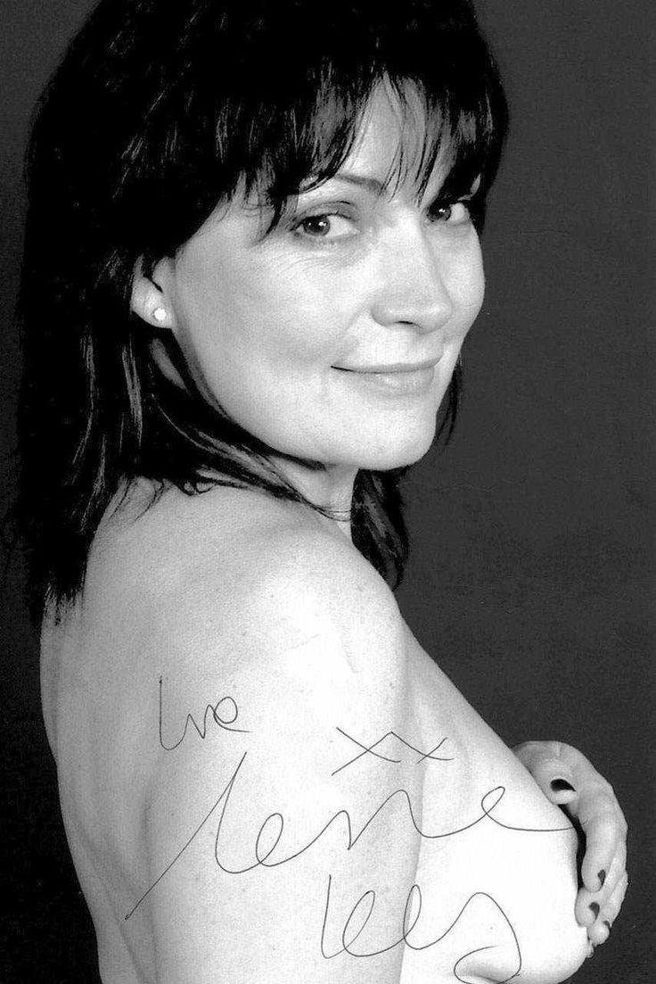 lorraine kelly naked pics