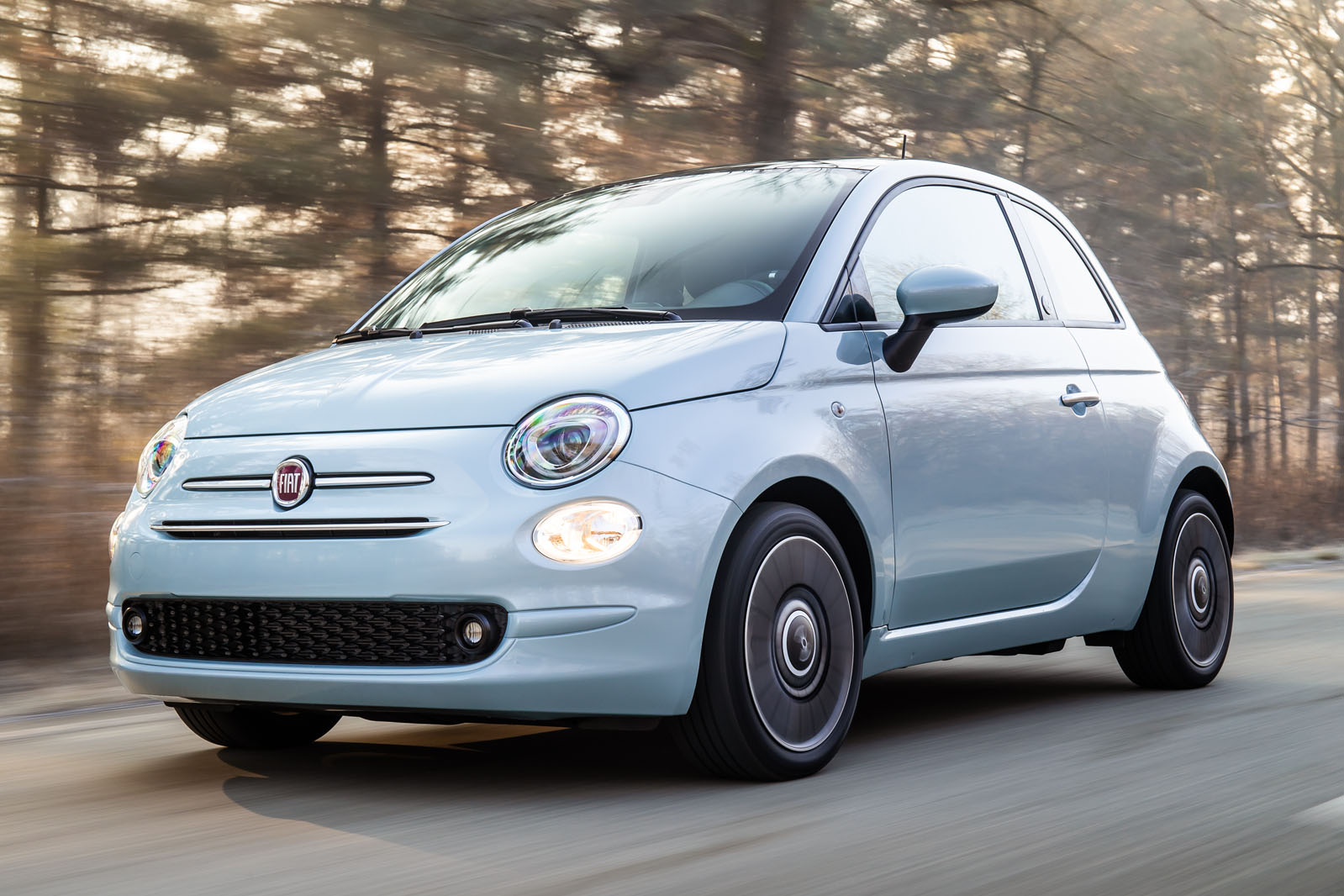 fiat 500 hybrid tank capacity