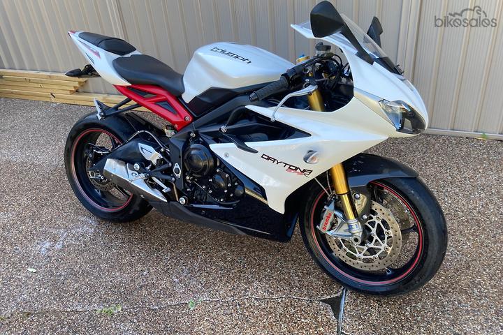 triumph daytona for sale