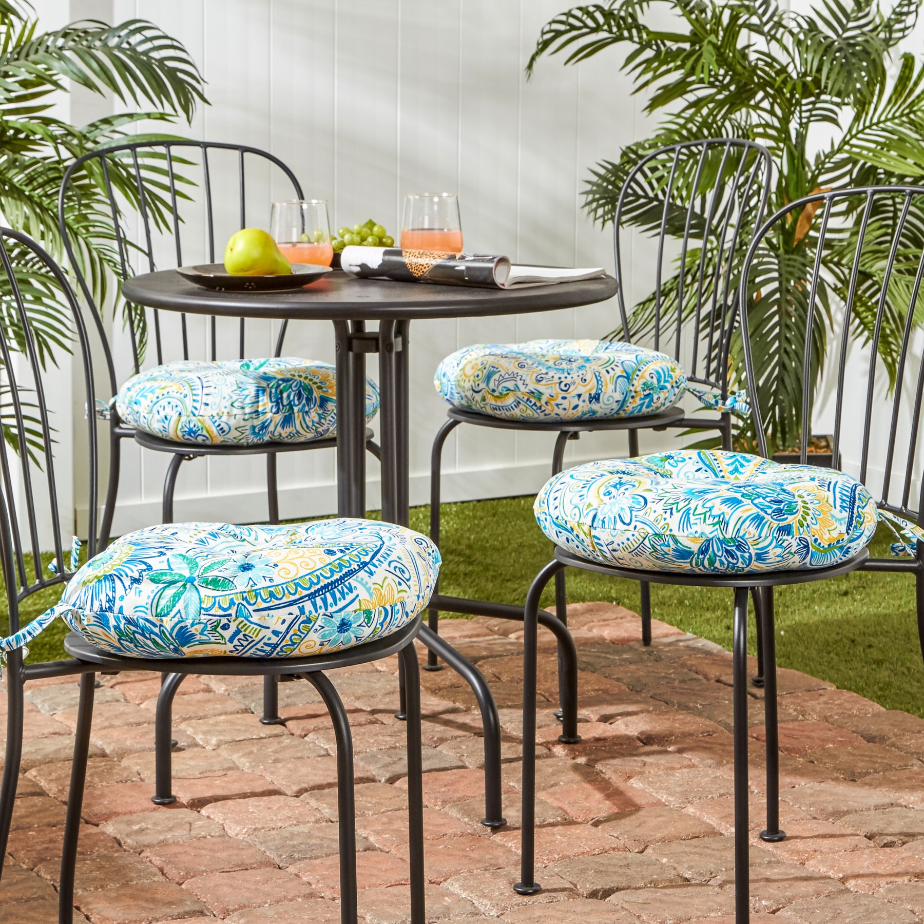 round outdoor patio chair cushions