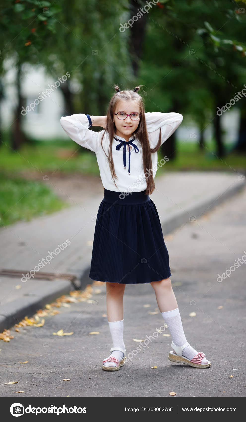 schoolgirl pictures