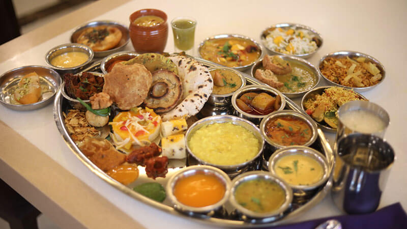 pure vegetarian restaurants in delhi