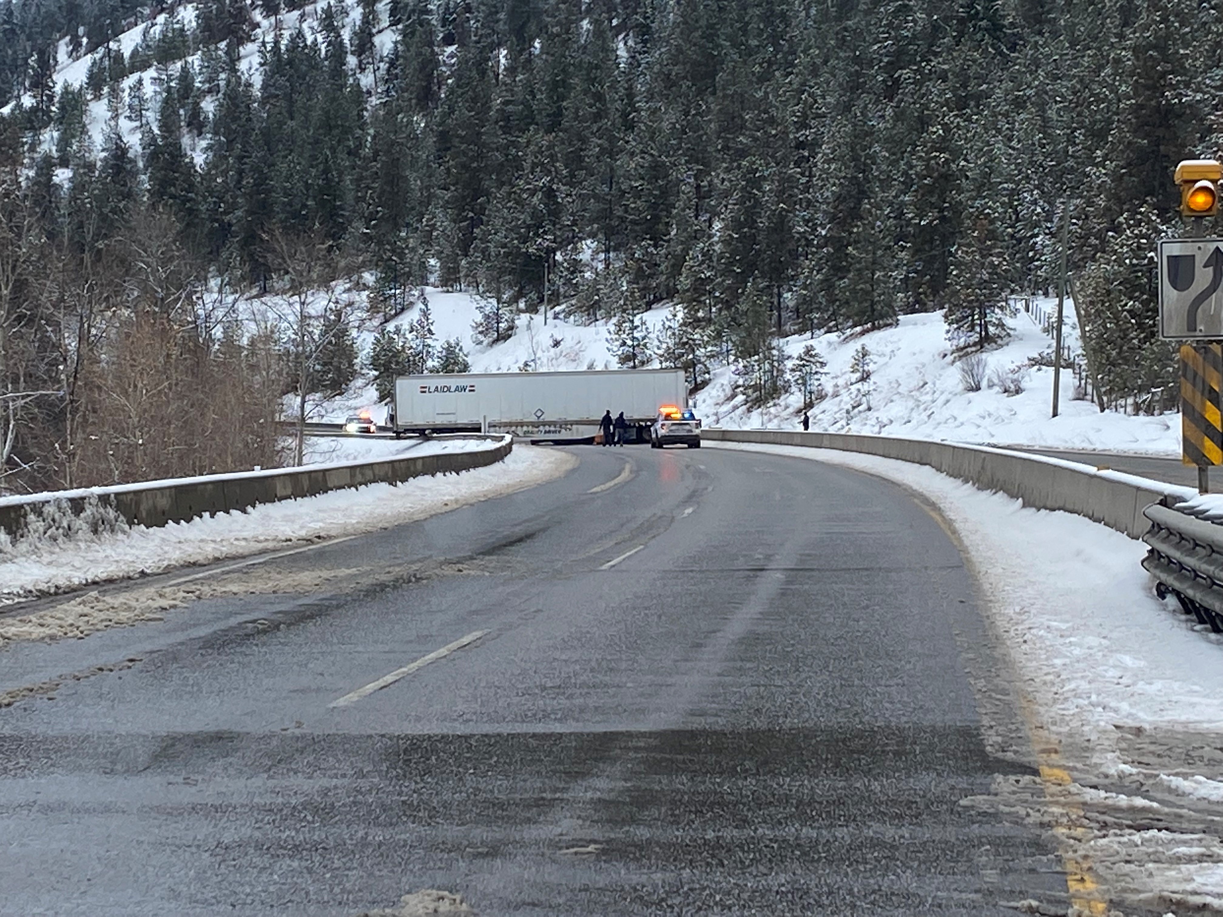 highway closed kelowna