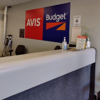 avis car rental hemet