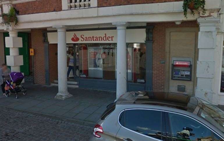 santander bank branch newark photos