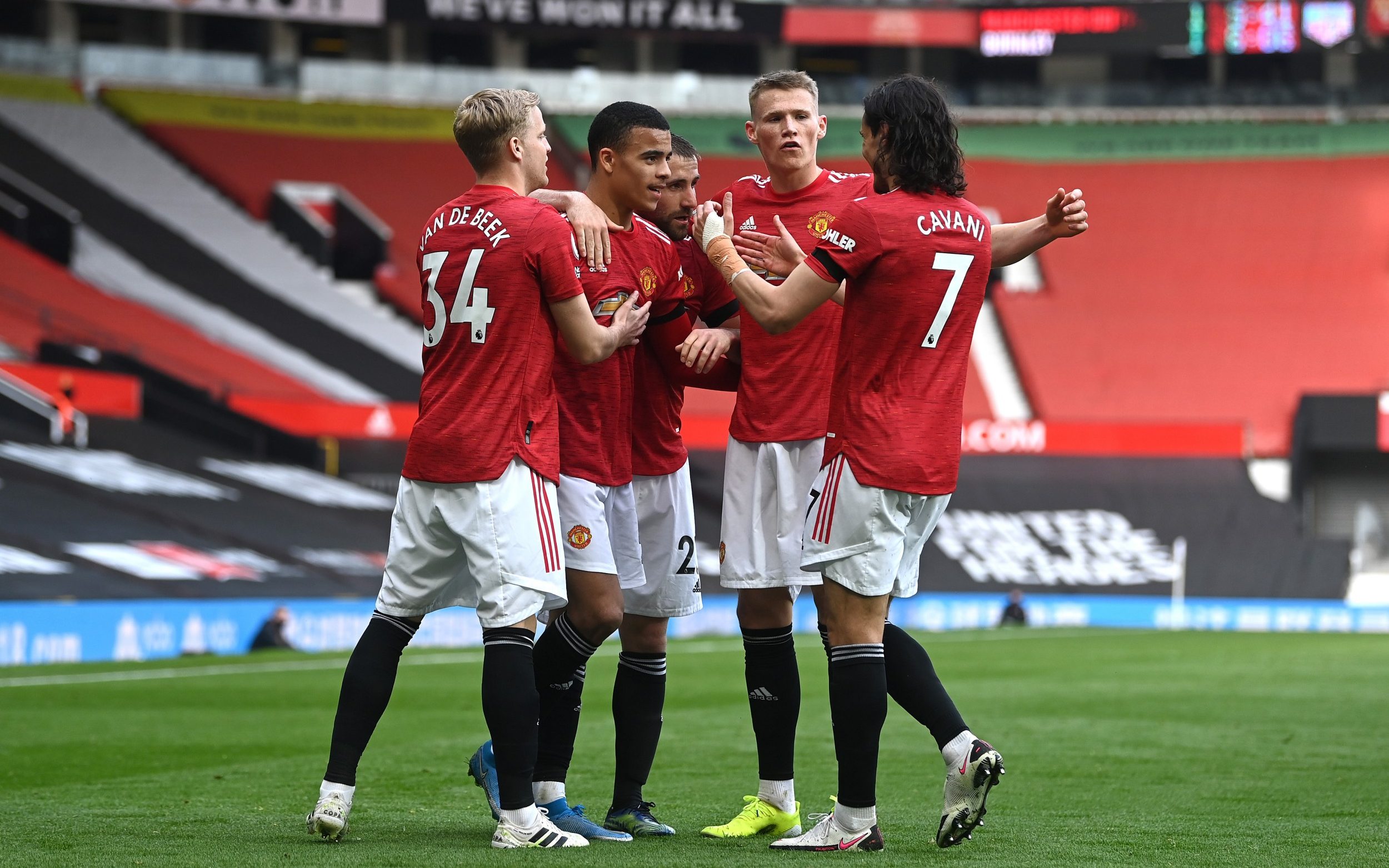 manchester united live score