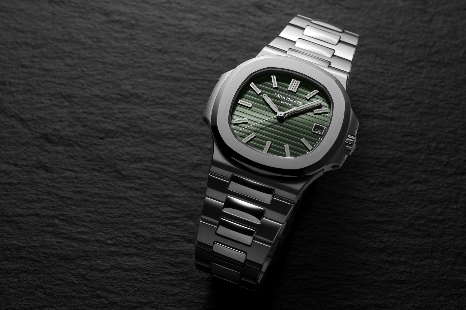 patek philippe nautilus price