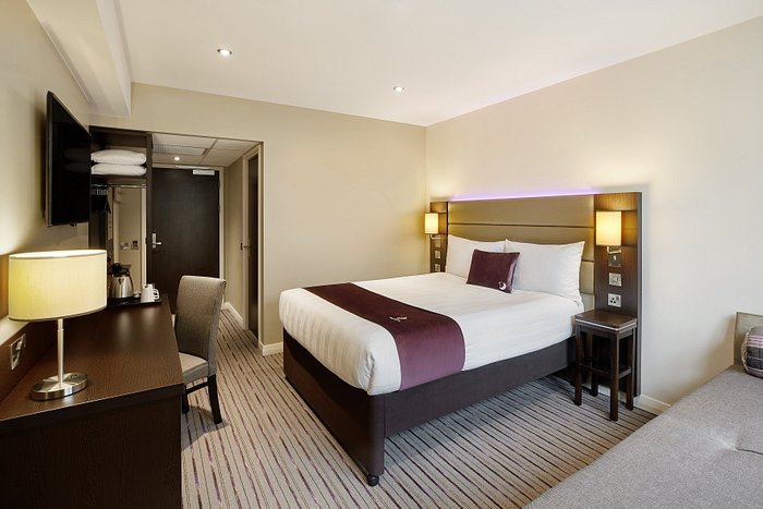 premier inn hanley