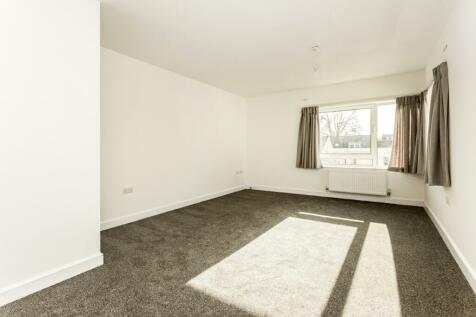 flats for rent in cheltenham