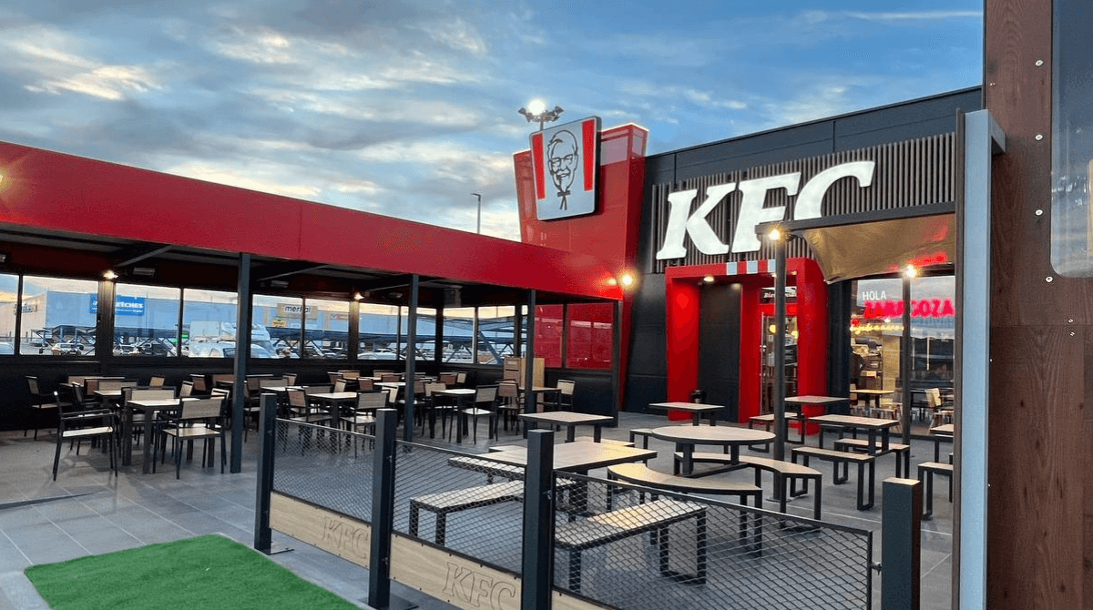 kfc abierto ahora