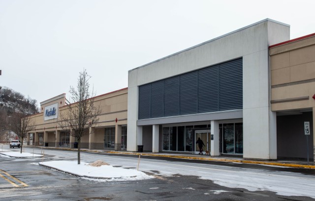 aldi hours new britain ct