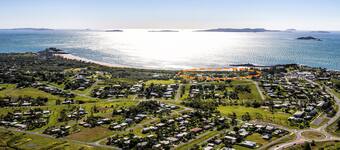 holiday rentals emu park