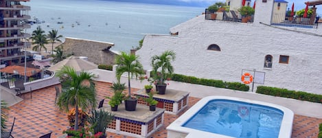 hotels in puerto vallarta near the malecon